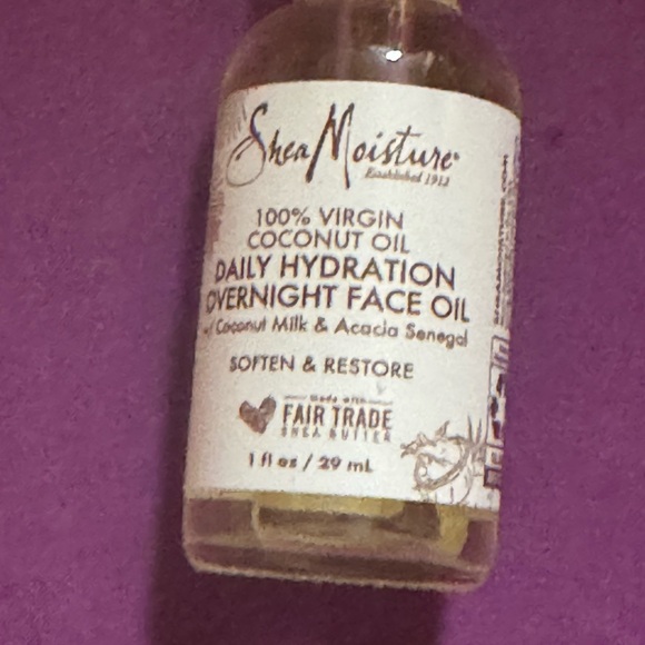 Shea moisture coconut oil and overnight face oil - Picture 3 of 3